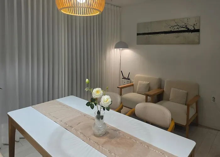 Hi J Yeonnam New Hongdae 3 Queen Beds Free Parking Apartamento Seúl