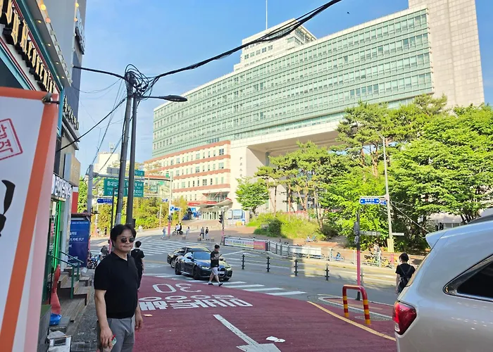 Hi J Yeonnam New Hongdae 3 Queen Beds Free Parking Apartamento Seúl